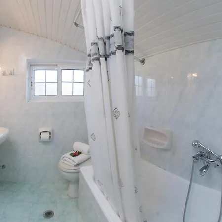 アパートホテル ディアマント コンプレックス カラヴォミロス