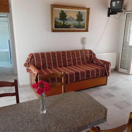 Diamanto Complex
