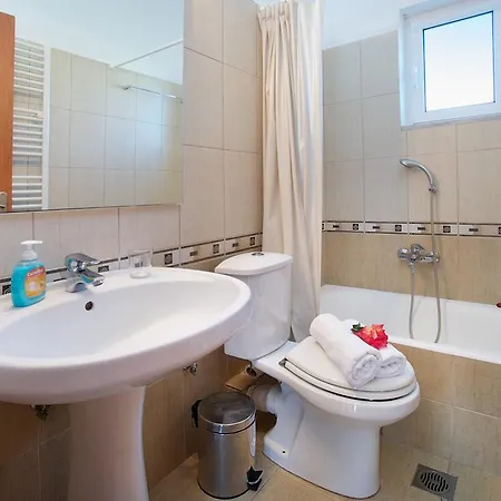 מלון דירות Diamanto Complex 4*