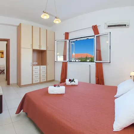 מלון דירות Diamanto Complex