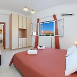 Lägenhetshotell Diamanto Complex